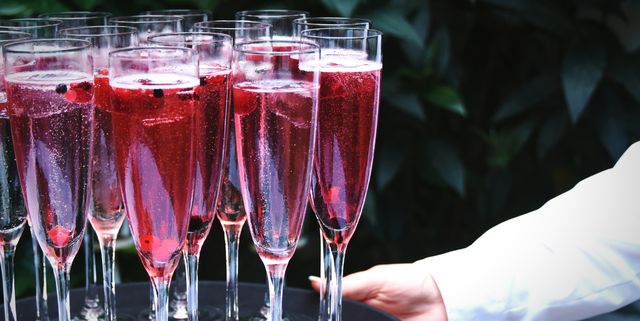 Light Up Your New Year with Low-Calorie Cocktails